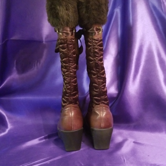 Shoes - Picture 3 of 4